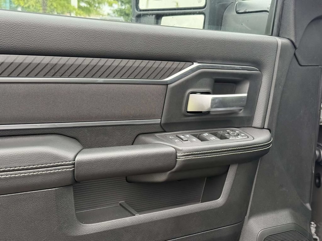New 2026 RAM 2500 Big Horn AWD/4WD image 31