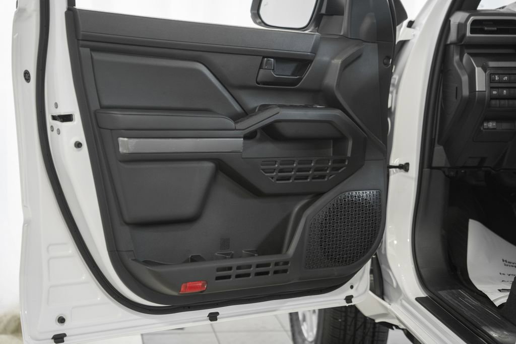 New 2026 Toyota Tacoma SR5 RWD image 33
