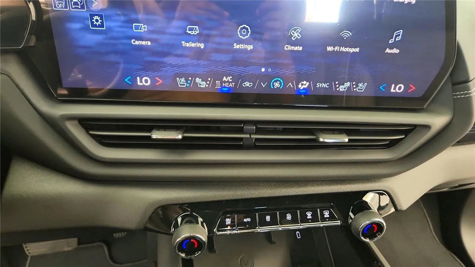 New 2026 Chevrolet Silverado EV LT w/ Plus Package image 27