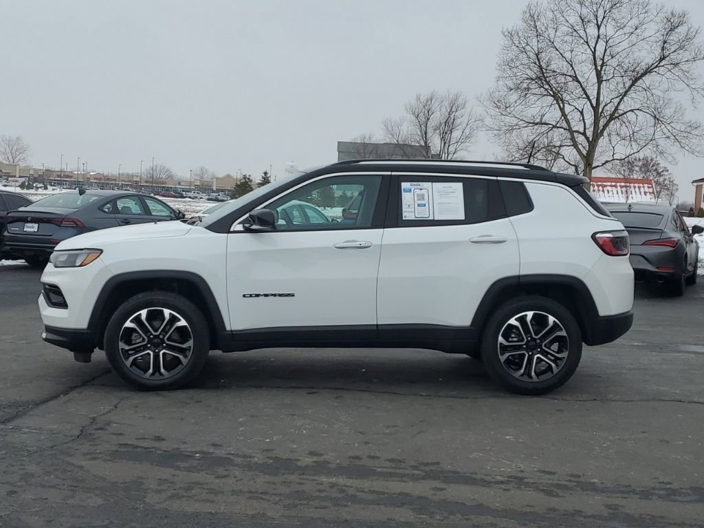 Used 2022 Jeep Compass Limited image 4