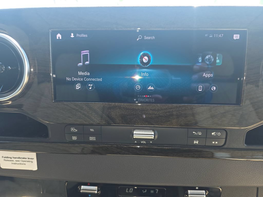 Used 2020 Mercedes-Benz Sprinter 3500 image 34