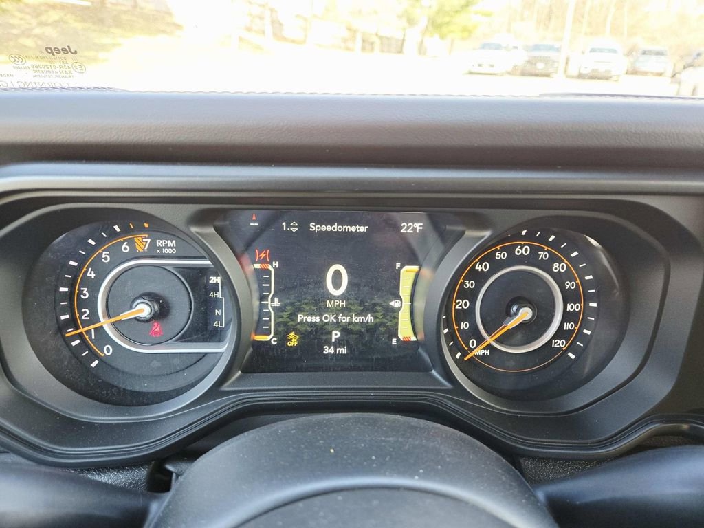 Certified 2025 Jeep Gladiator Sport image 24