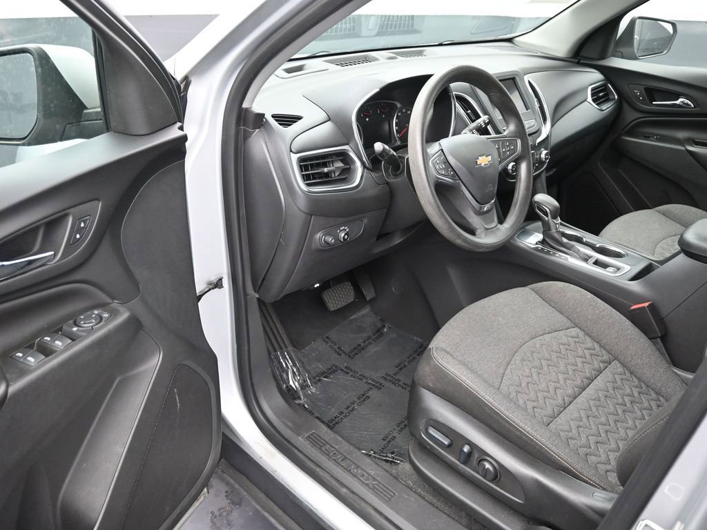 Used 2022 Chevrolet Equinox LT image 10