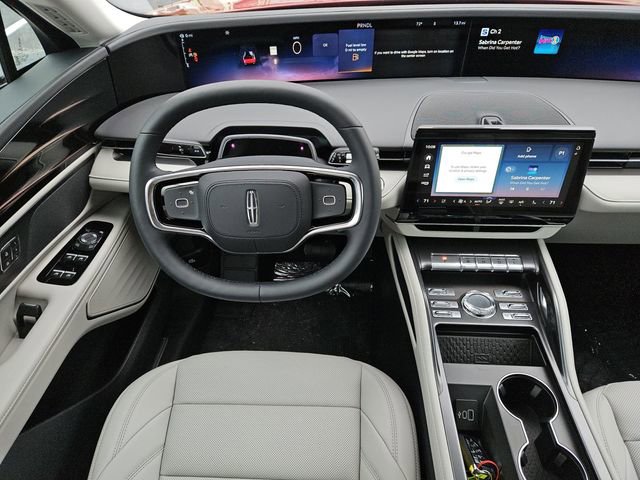 New 2026 Lincoln Nautilus Premier AWD/4WD image 4