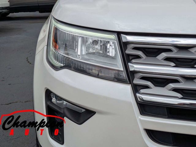 Used 2019 Ford Explorer Limited w/ Ford Safe & Smart Package FWD image 11