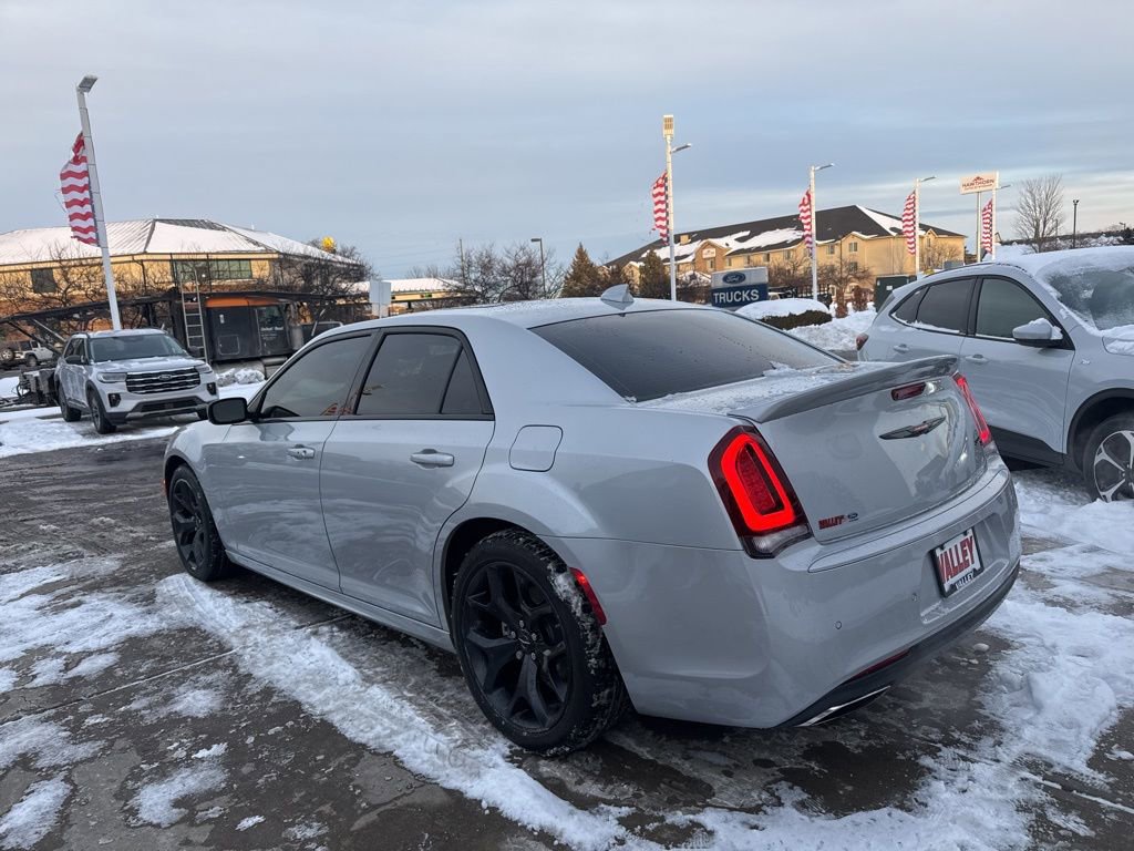 Used 2022 Chrysler 300 S w/ Safetytec Plus Group image 6