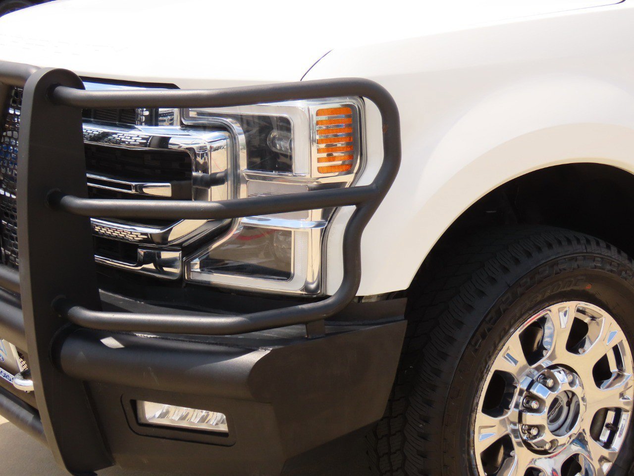 Used 2022 Ford F250 Lariat w/ Lariat Ultimate Package AWD/4WD image 3