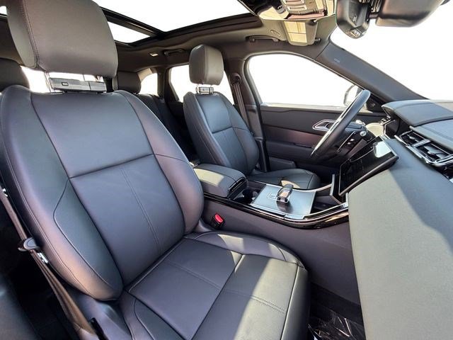 New 2026 Land Rover Range Rover Velar Dynamic SE image 19