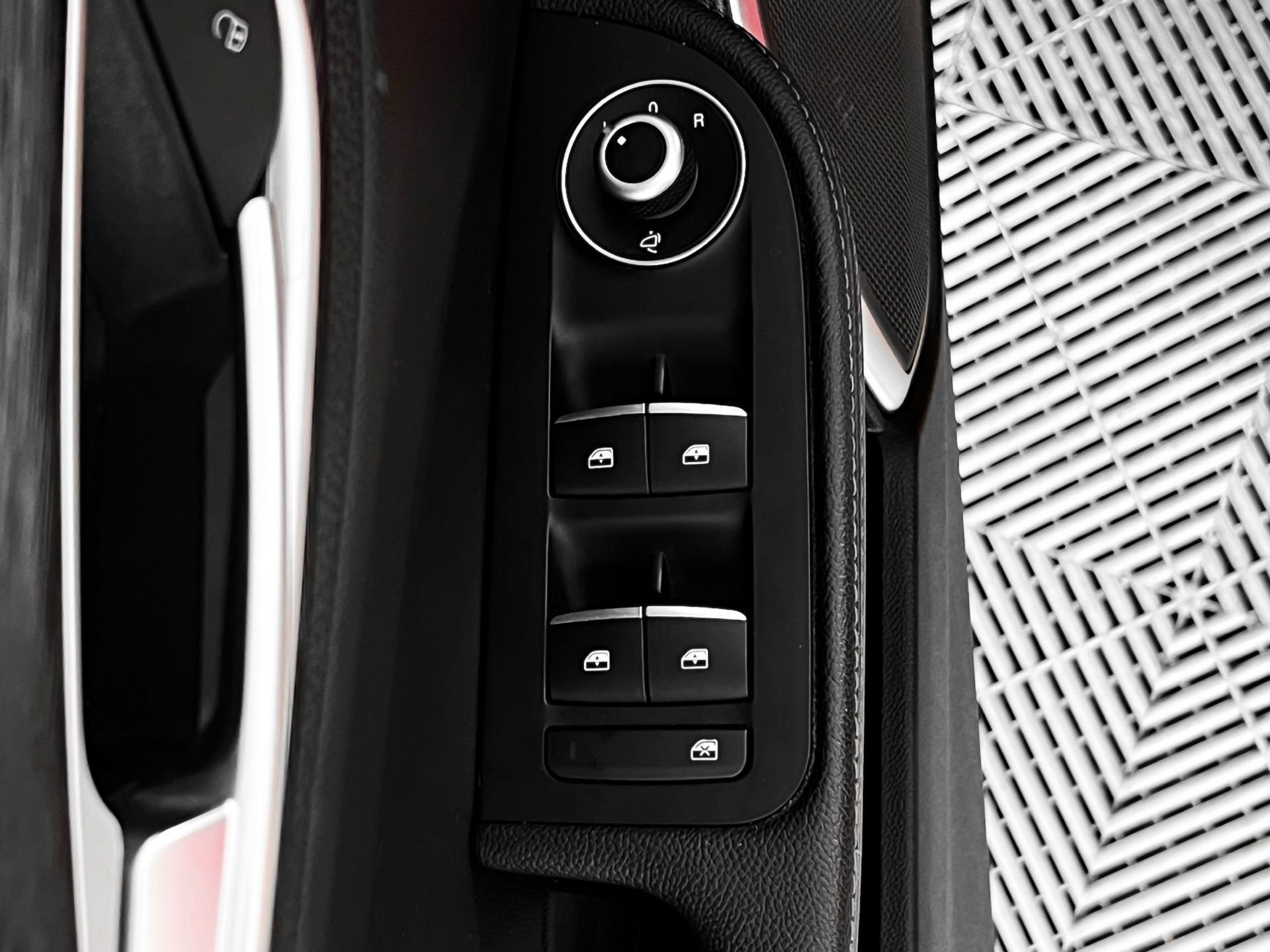 Used 2022 Alfa Romeo Giulia Sprint image 21