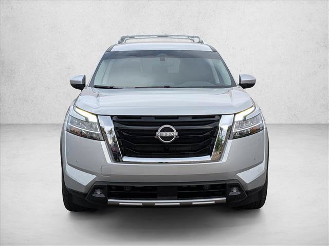 Used 2022 Nissan Pathfinder SL FWD image 2