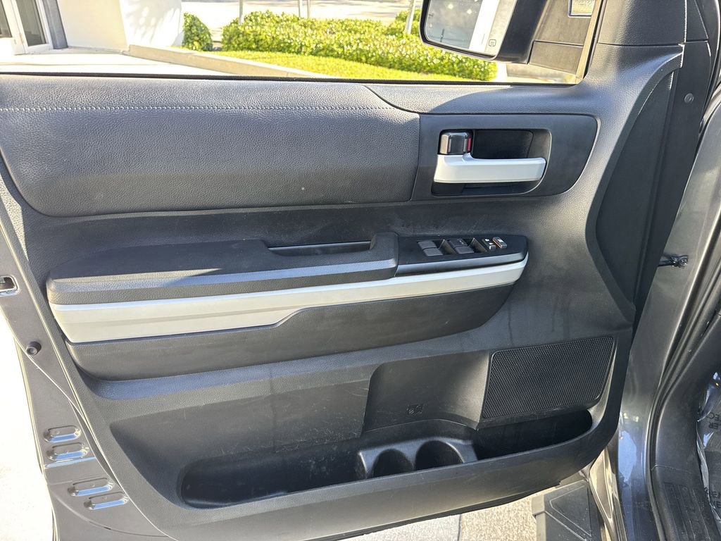 Used 2019 Toyota Tundra SR5 w/ SR5 Upgrade Package image 39