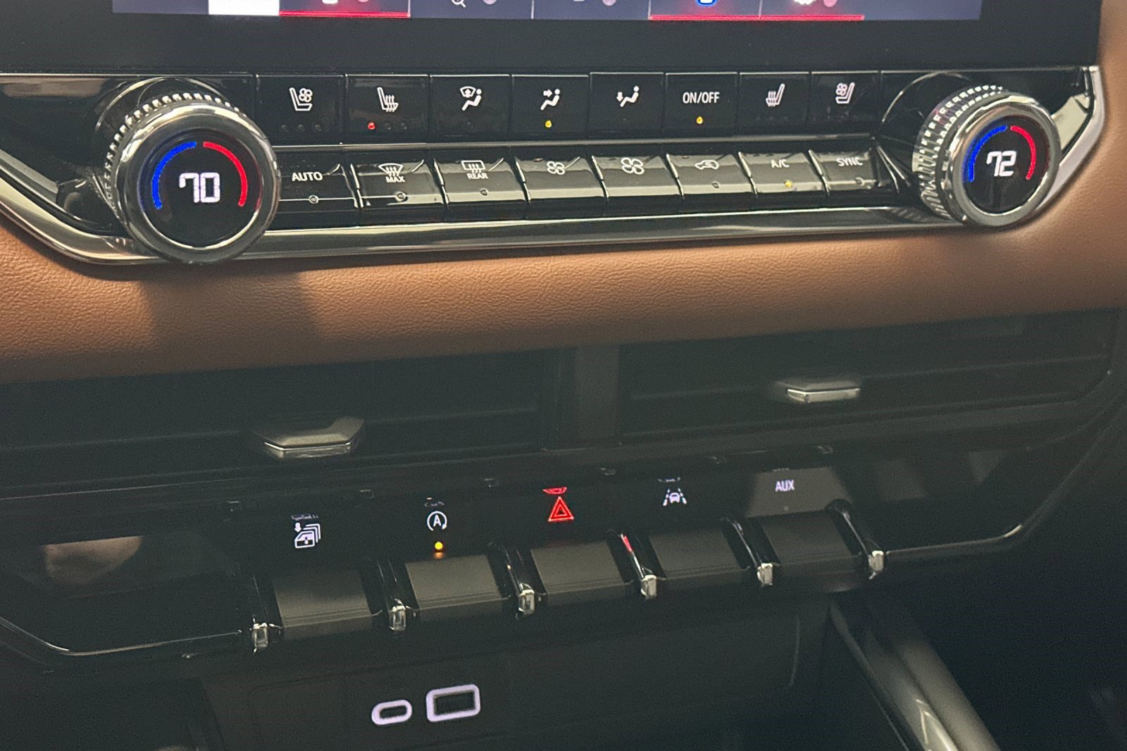 Used 2023 GMC Canyon AT4 w/ AT4 Premium Package image 18