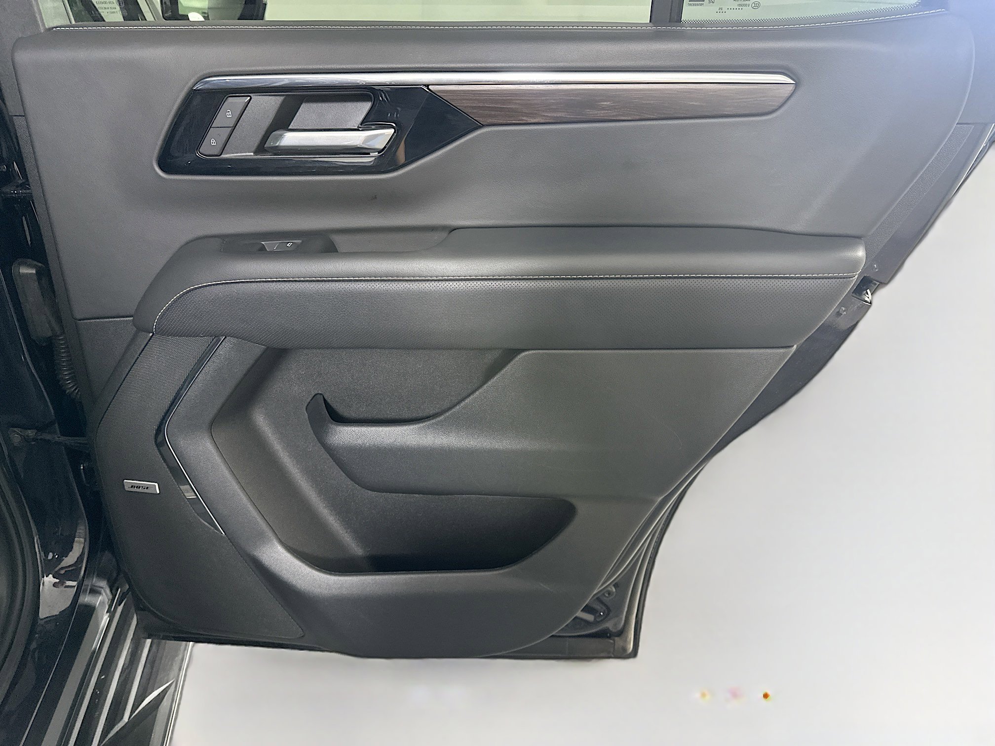 Used 2025 Chevrolet Tahoe Premier image 31