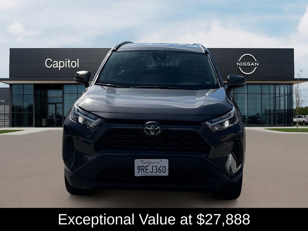 Used 2025 Toyota RAV4 XLE image 2