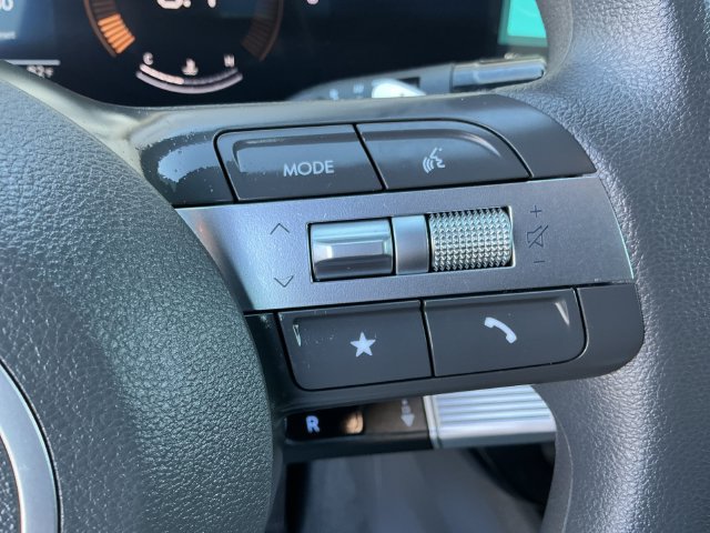 Used 2025 Hyundai Sonata SEL FWD image 19