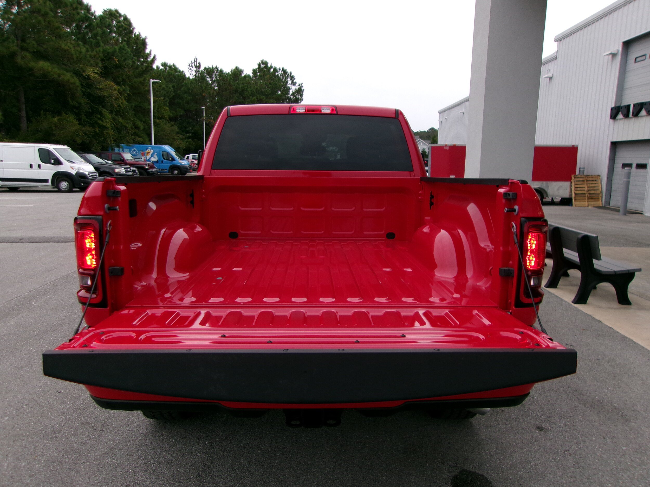 New 2026 RAM 2500 Big Horn AWD/4WD image 23