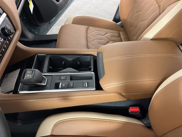New 2026 Nissan Pathfinder Platinum FWD image 29