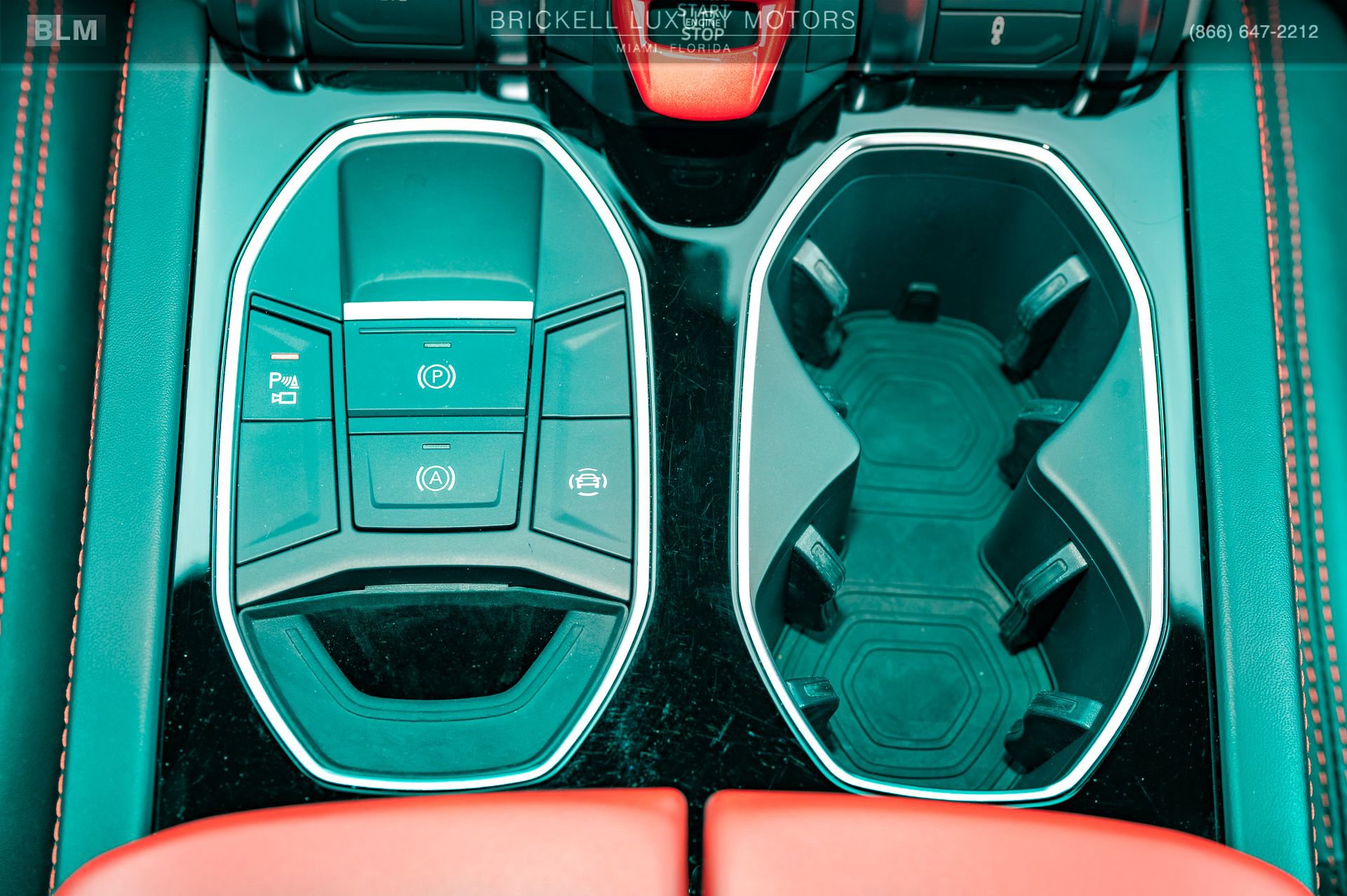 Used 2022 Lamborghini Urus image 29