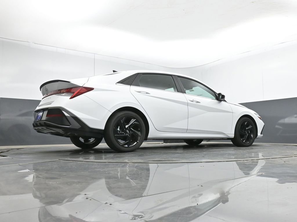 New 2026 Hyundai Elantra SEL Sport image 13