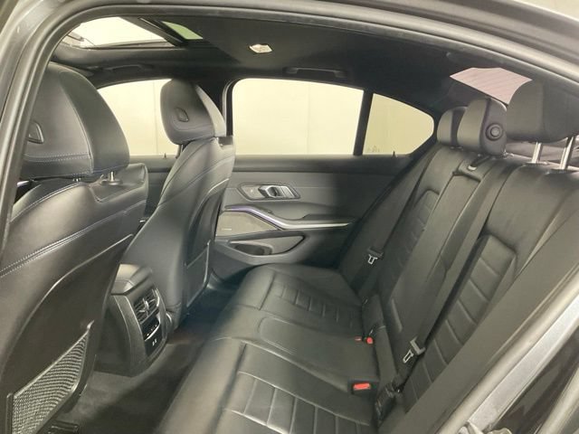 Used 2021 BMW 330i xDrive Sedan w/ M Sport Package AWD/4WD image 28