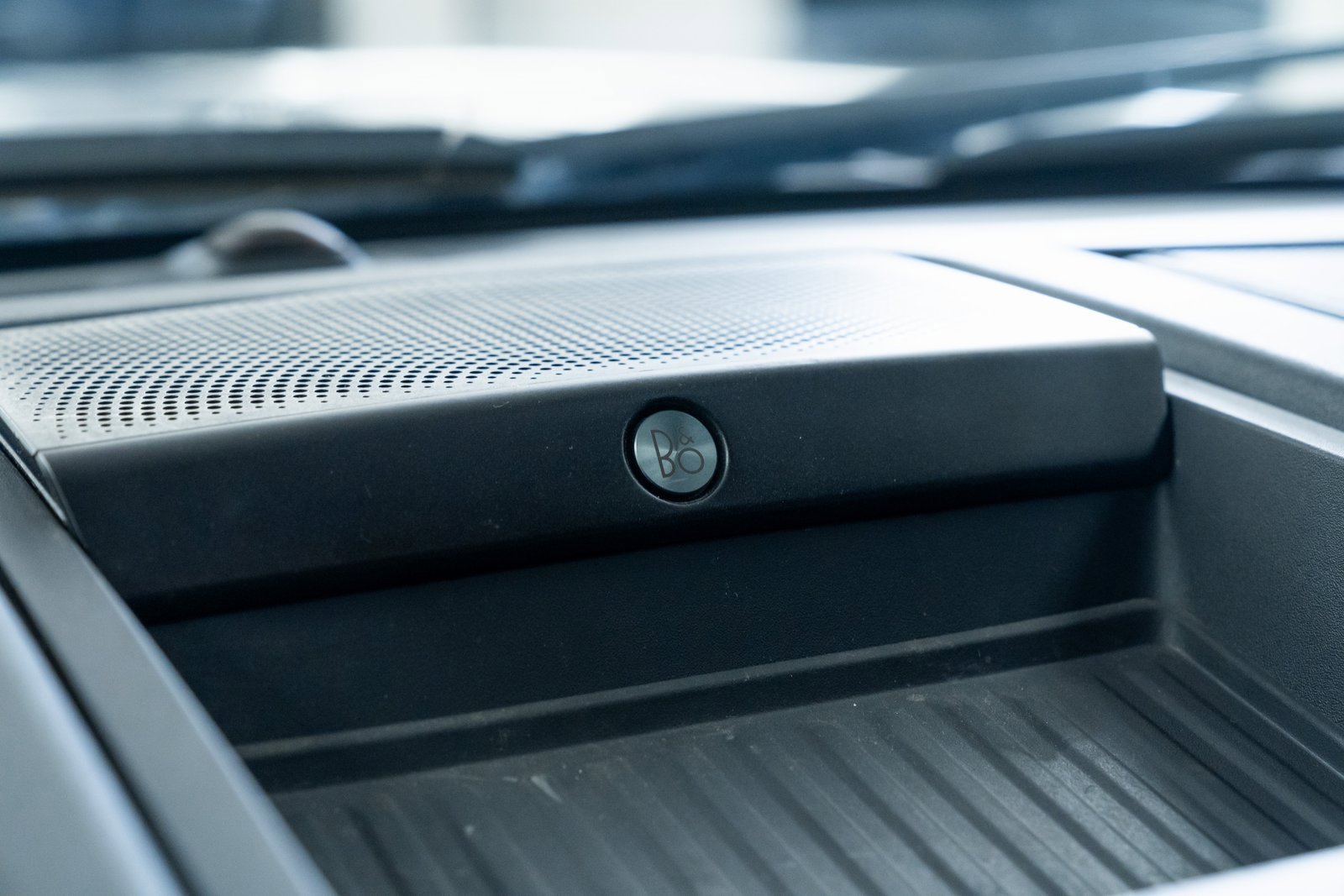 Used 2021 Ford F350 Lariat image 14