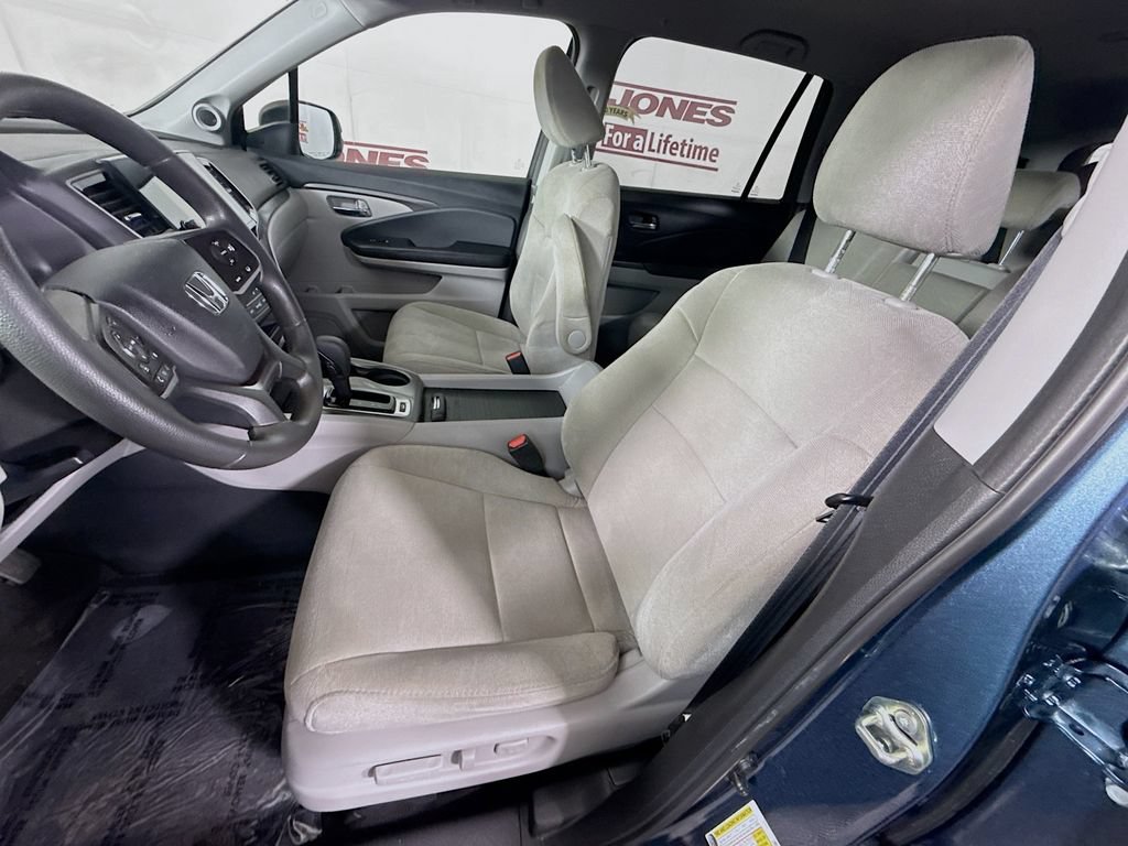 Used 2020 Honda Pilot EX image 25