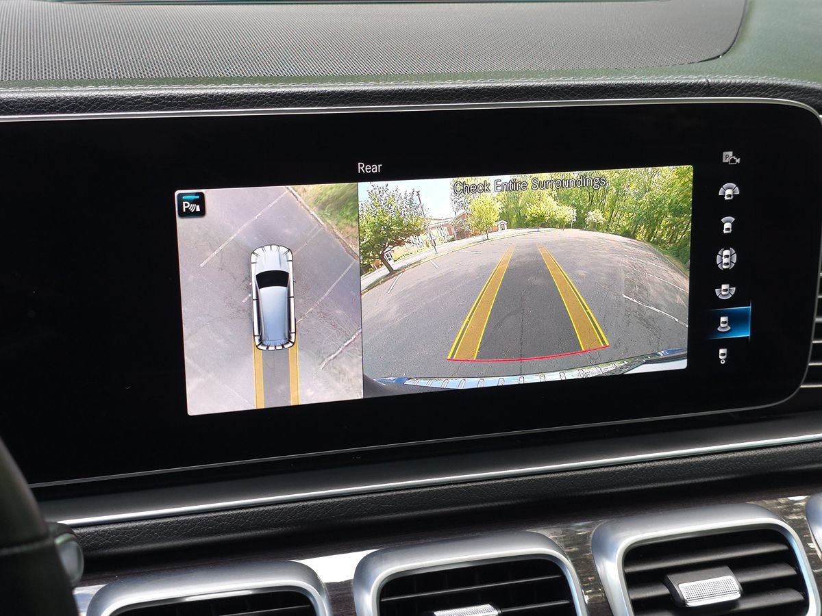 Used 2022 Mercedes-Benz GLS 450 4MATIC image 39