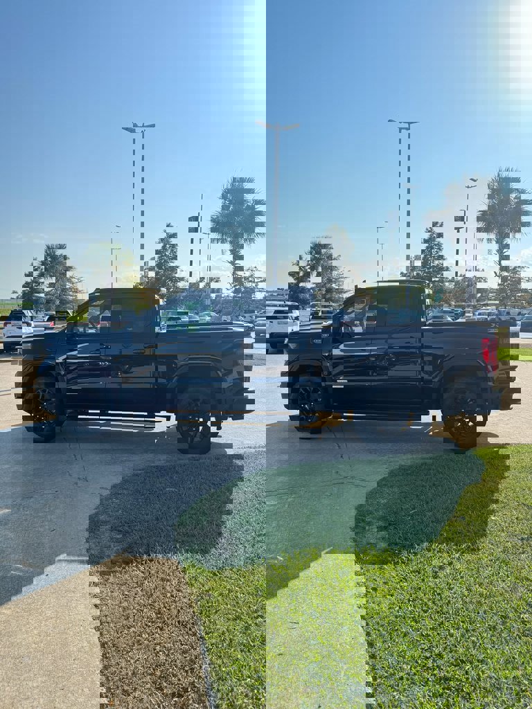 New 2026 GMC Sierra 1500 Elevation w/ Elevation Premium Package image 5