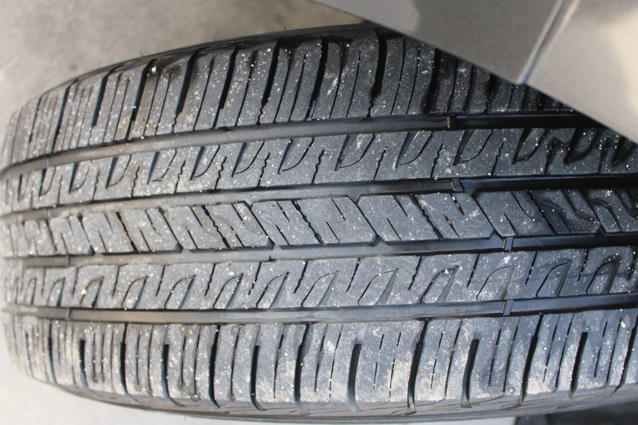 Used 2016 Ford Edge SEL w/ Equipment Group 201A image 22