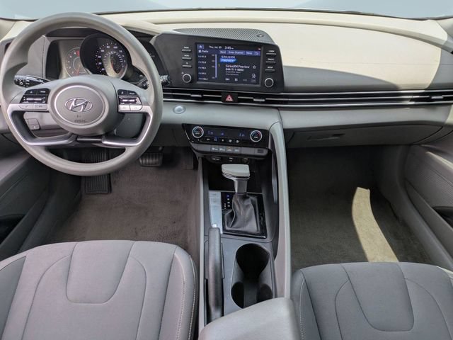 Used 2021 Hyundai Elantra SEL FWD image 15