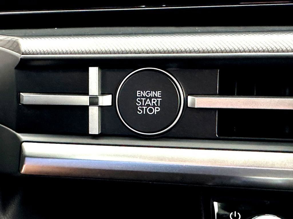 New 2026 Hyundai Santa Fe SE FWD image 14