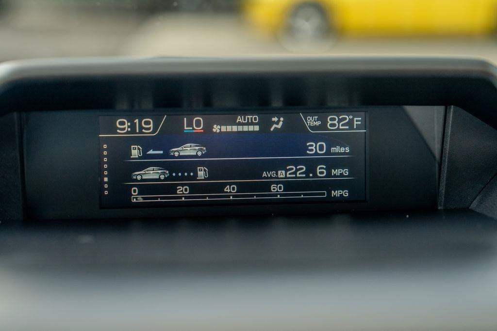 Used 2020 Subaru Crosstrek 2.0i Limited w/ Moonroof Package w/Navigation AWD/4WD image 27