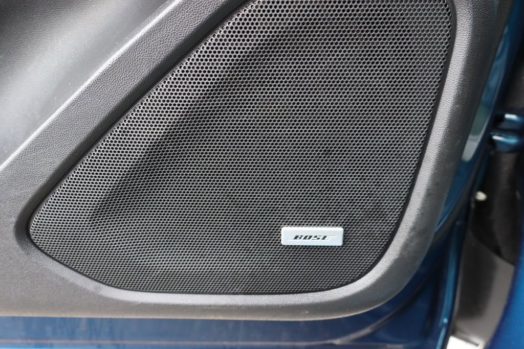 Used 2021 GMC Terrain SLT w/ LPO, Dark Accent Package image 15