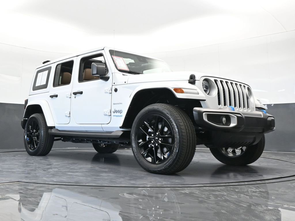 Used 2022 Jeep Wrangler Unlimited Sahara w/ Safety Group image 71