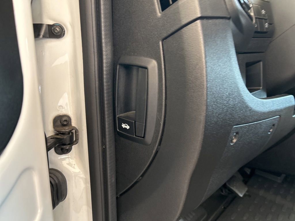 Used 2024 RAM ProMaster 3500 w/ Delivery Van Package image 34