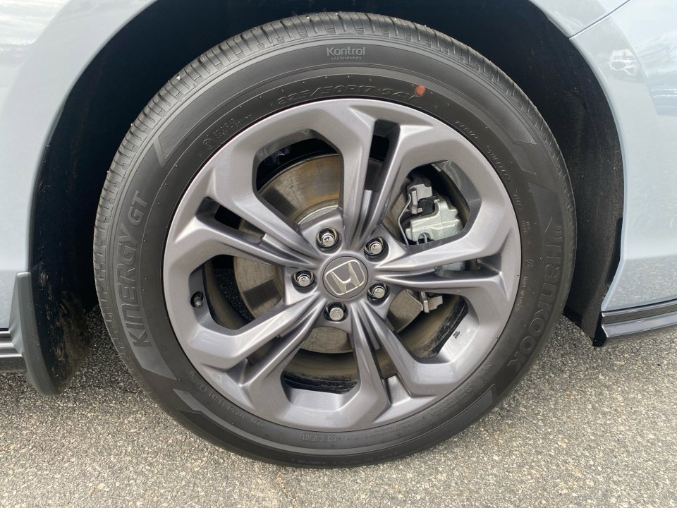 Certified 2025 Honda Accord EX-L image 29