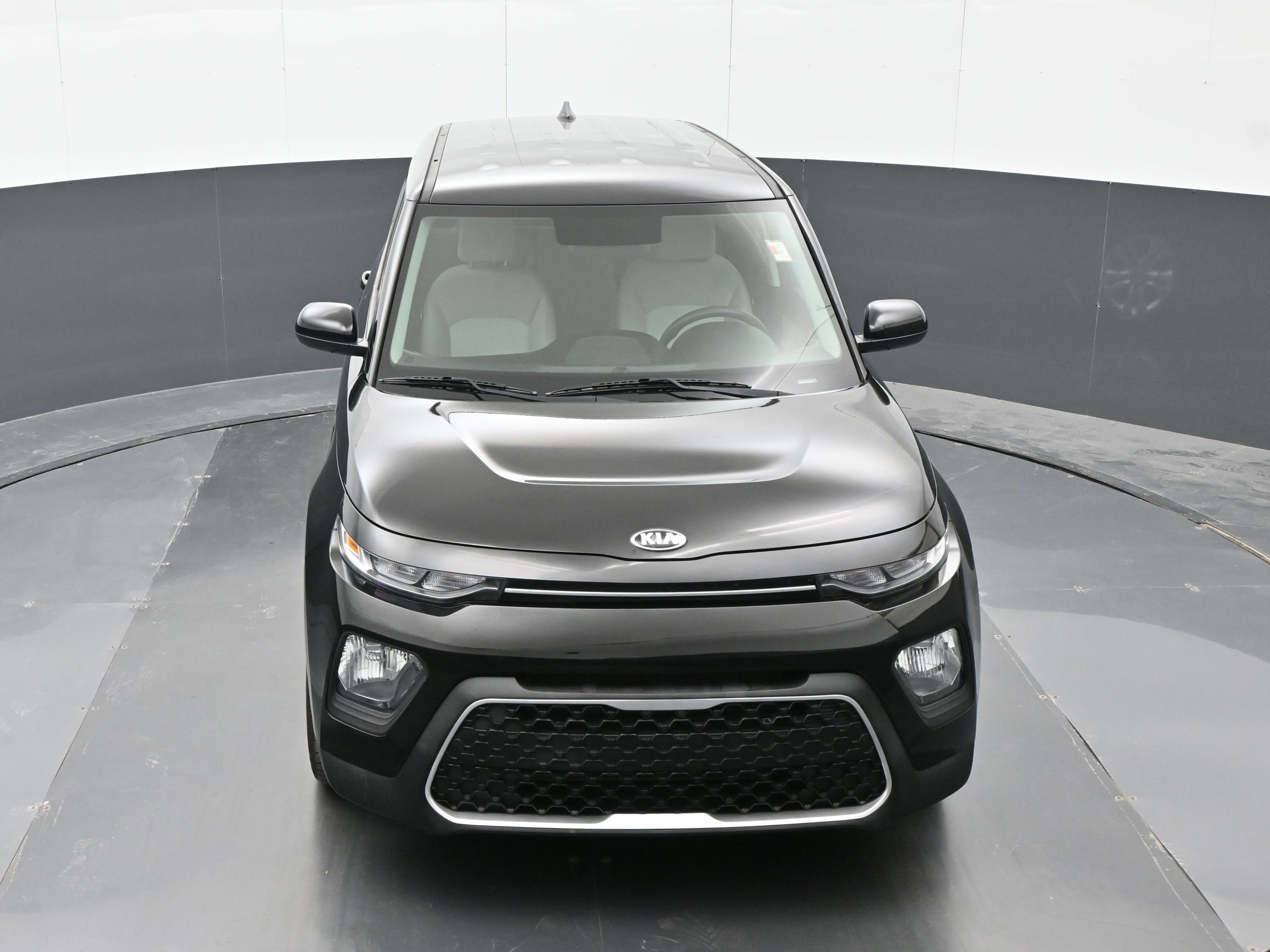 Used 2020 Kia Soul LX FWD image 30
