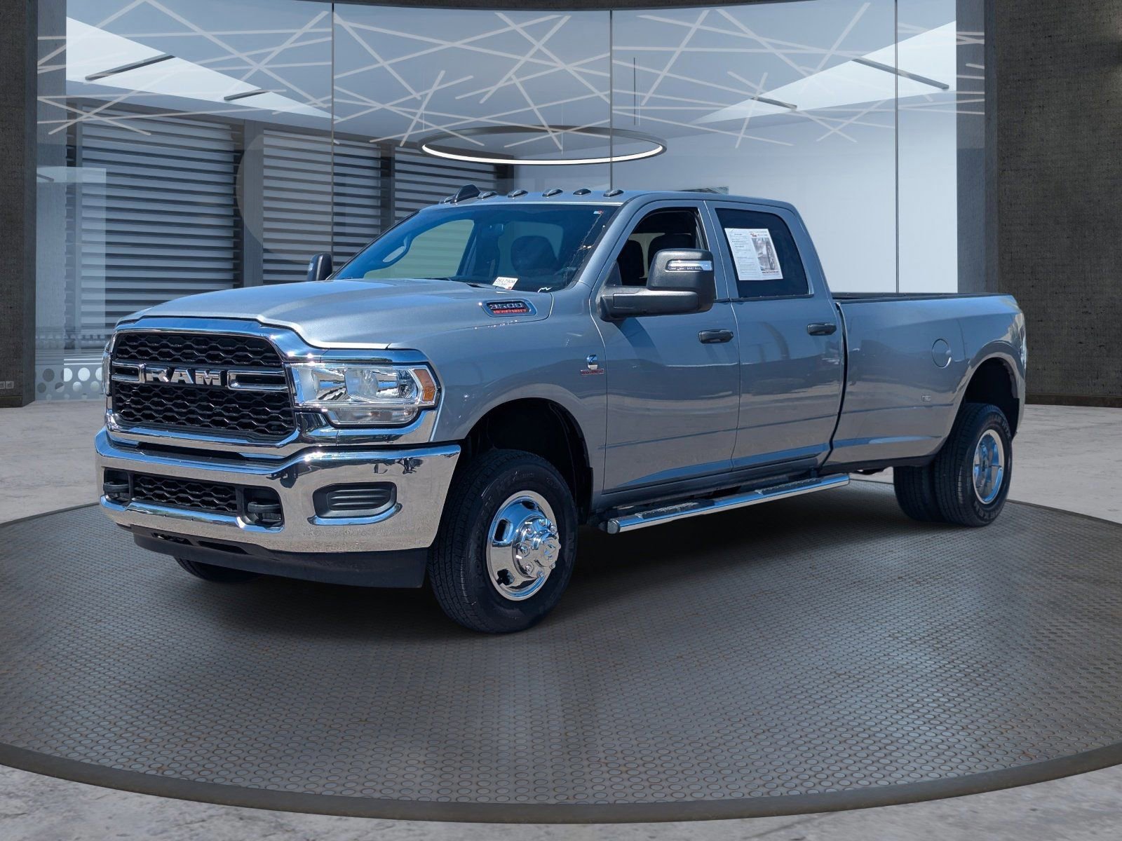 Used 2023 RAM 3500 Tradesman image 2