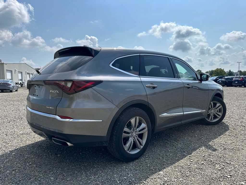 Used 2026 Acura MDX SH-AWD image 12