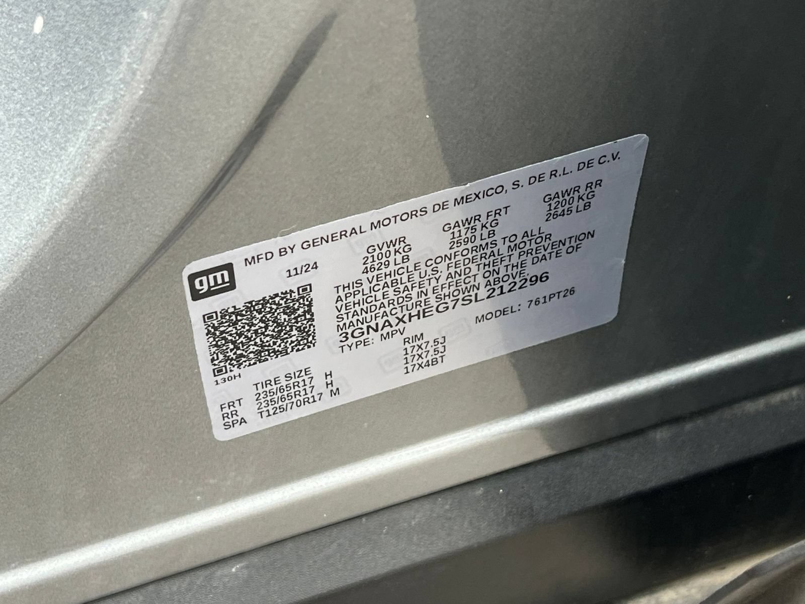 Used 2025 Chevrolet Equinox LT FWD image 29