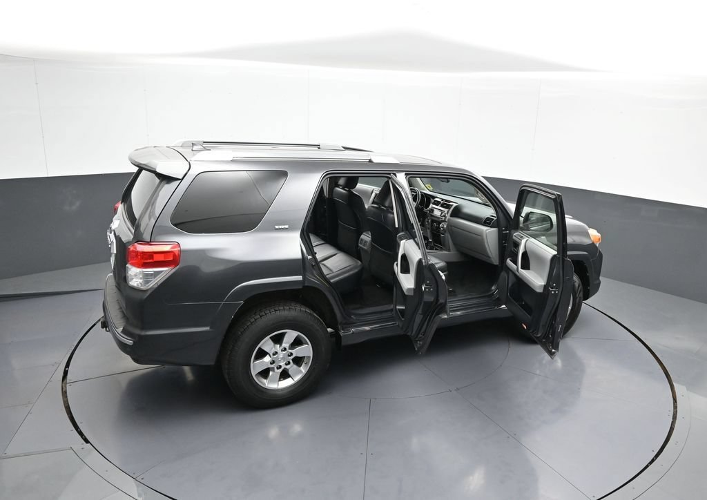 Used 2011 Toyota 4Runner SR5 w/ Premium Pkg w/Leather AWD/4WD image 44