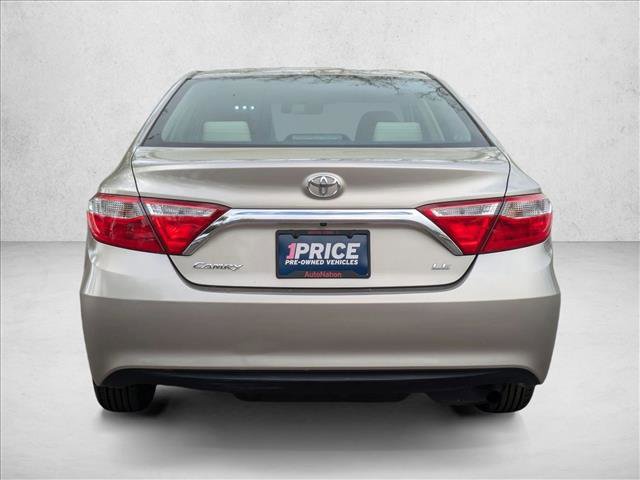 Used 2015 Toyota Camry LE w/ Four Season Floor Mat Package image 6