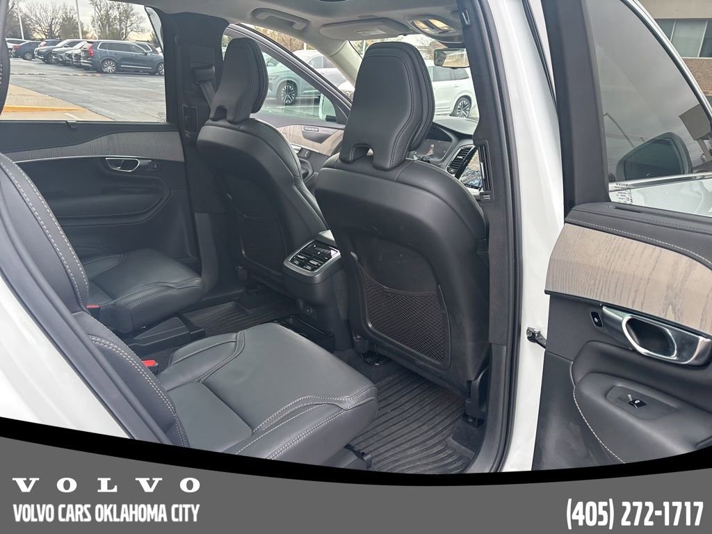 Certified 2025 Volvo XC90 B6 Ultra w/ Lounge Package image 23