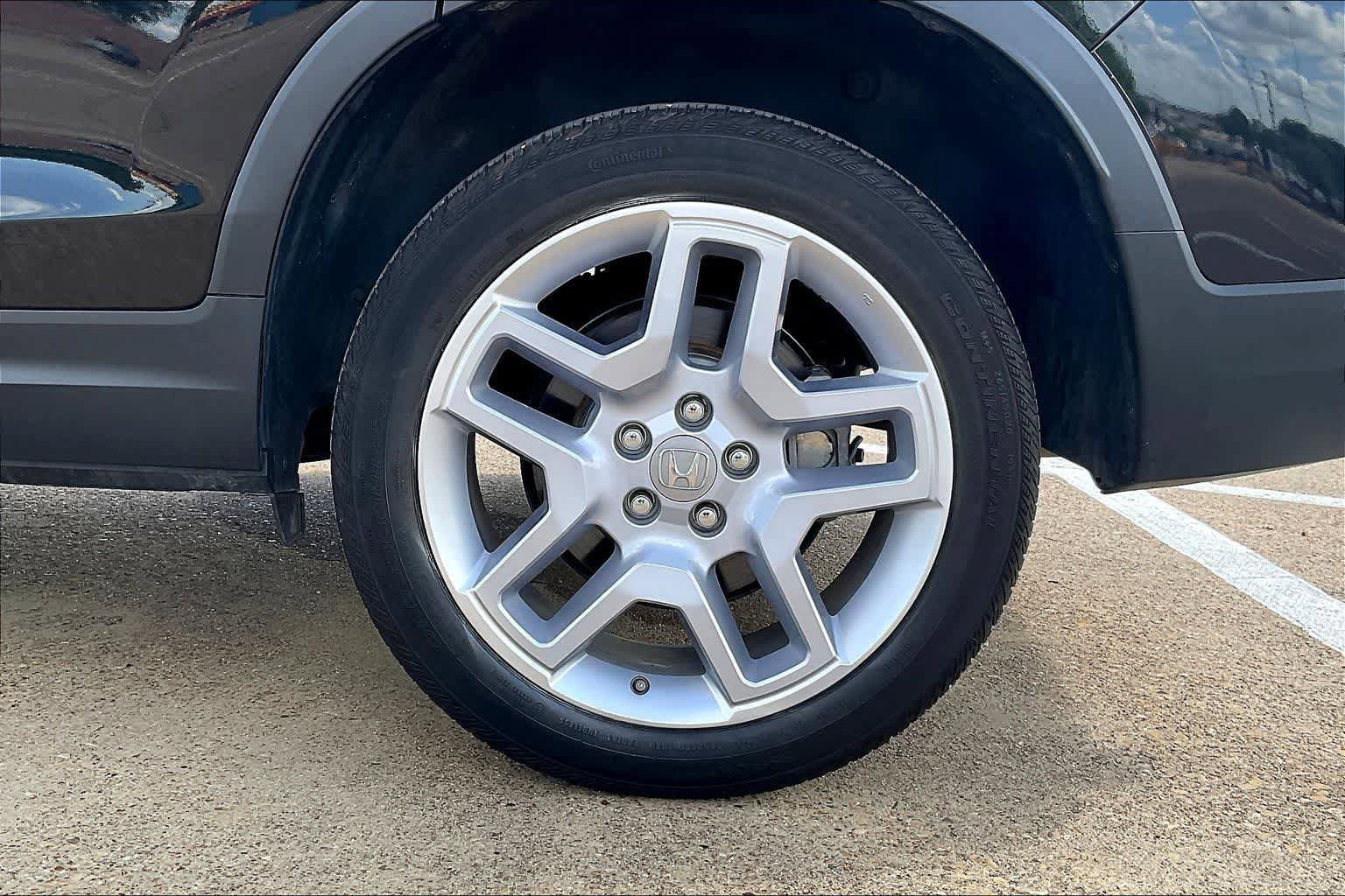 Used 2024 Honda Passport EX-L image 8