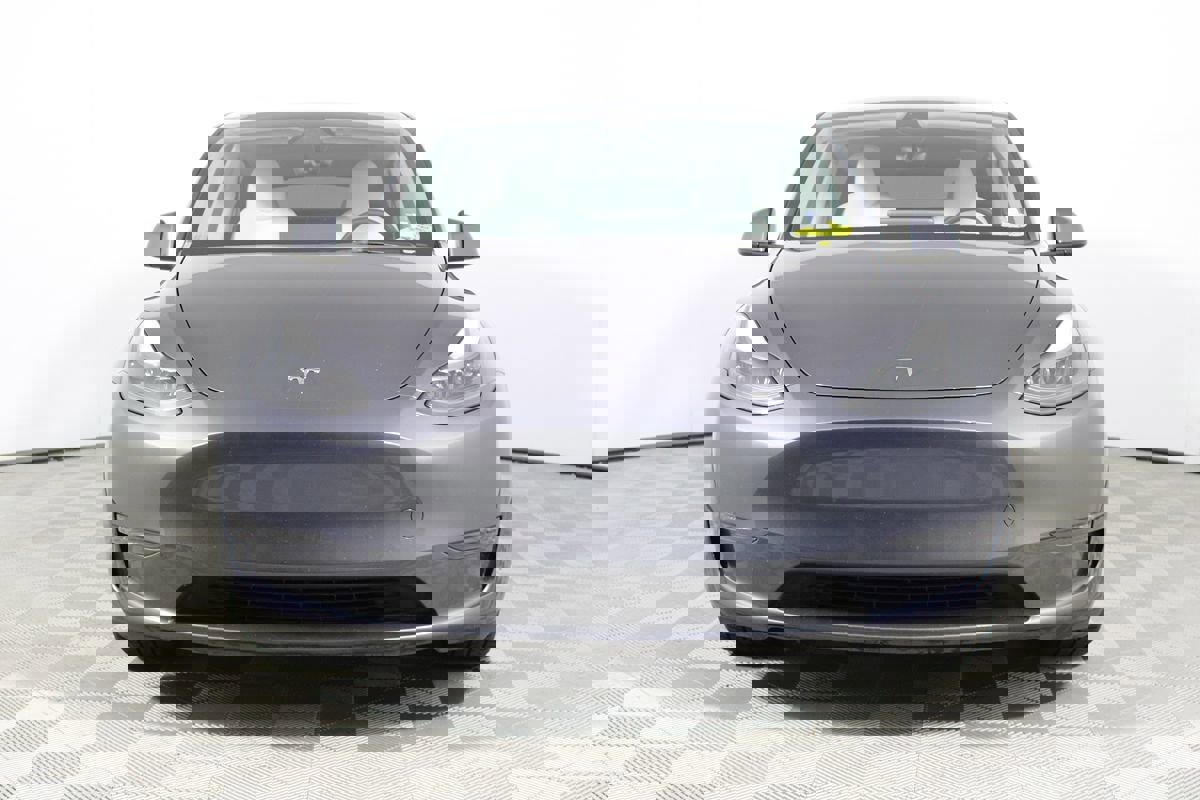 Used 2023 Tesla Model Y Performance image 29