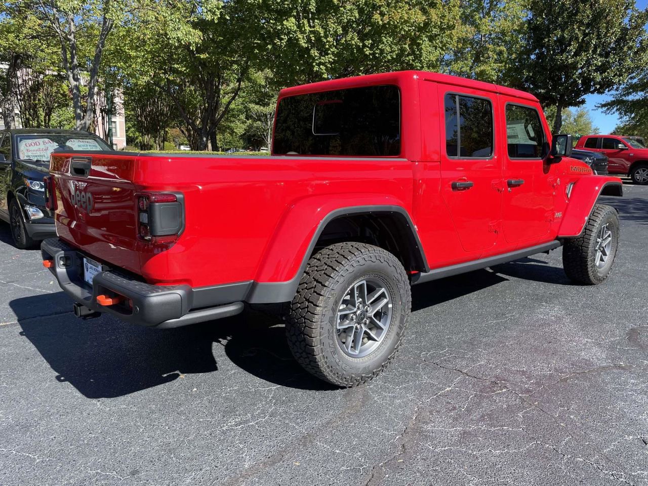 New 2025 Jeep Gladiator Mojave image 9
