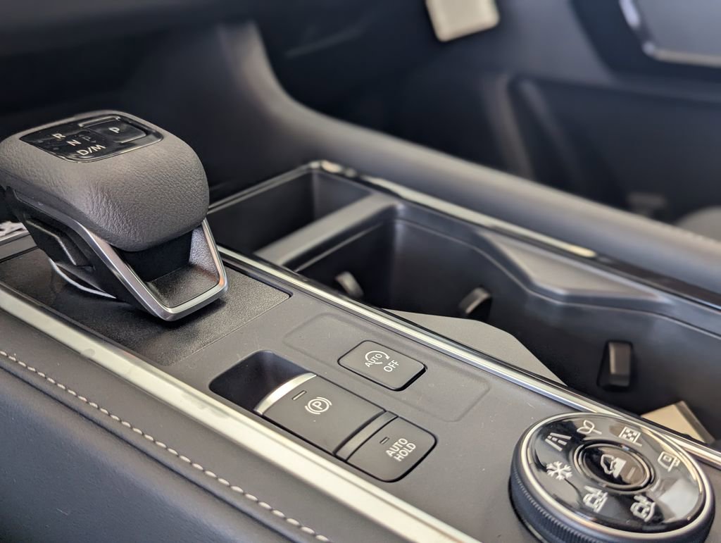 New 2026 Nissan Pathfinder SV image 29