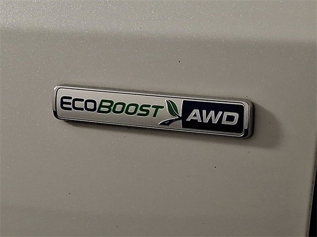 Used 2020 Ford Escape Titanium image 32