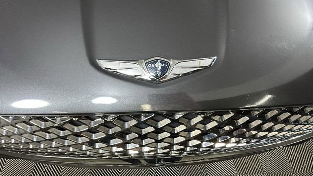 Used 2025 Genesis GV70 2.5T AWD/4WD image 9