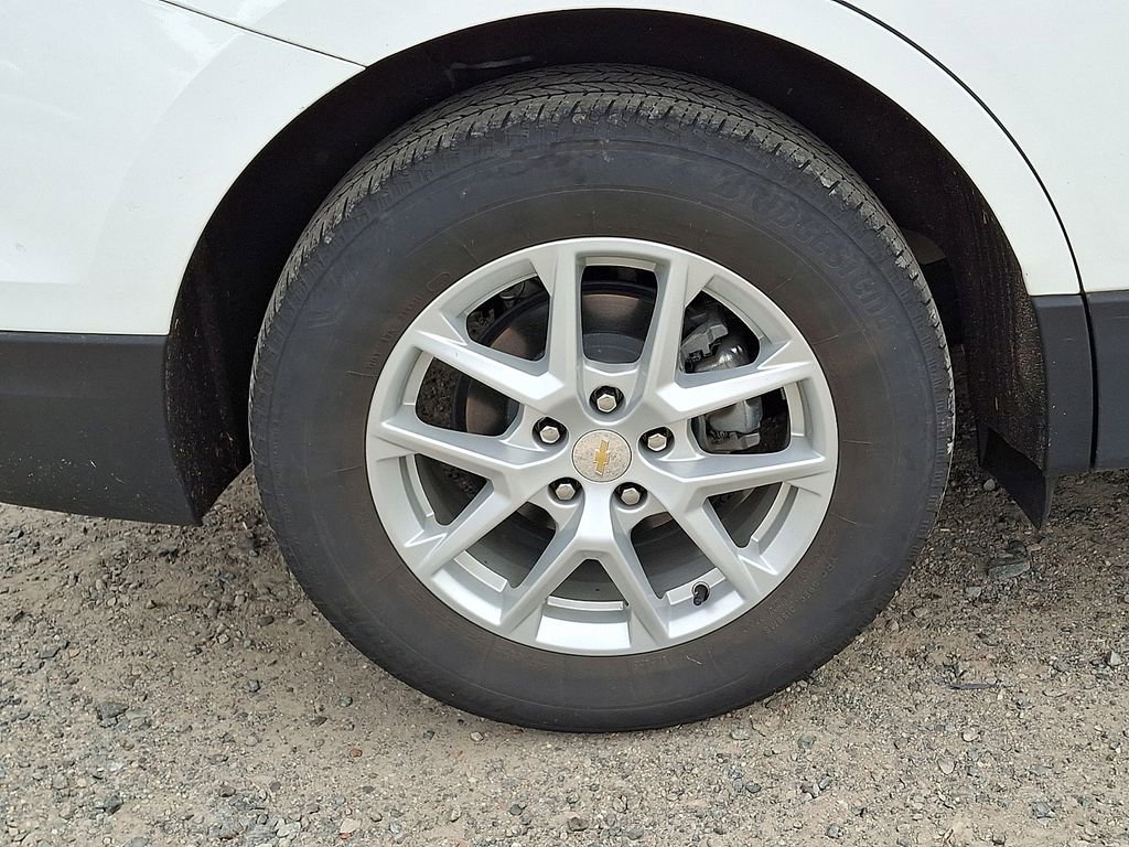 Used 2023 Chevrolet Equinox LT AWD/4WD image 34